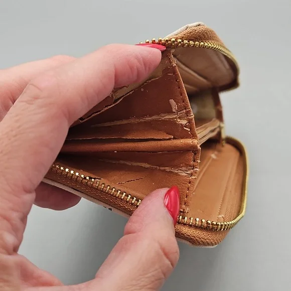 Loungefly Pokemon 151 Zip Wallet Rare ! Loungefly Rare Pokemon Wallet Flawed - Picture 7 of 11